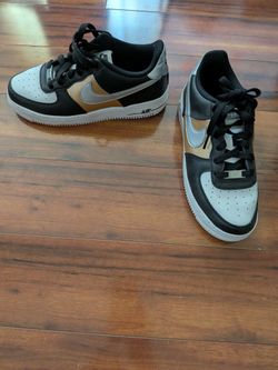 Nike Grade School Boys` Air Force-1 Low Shoes - Black/metallic Silver-white Black/metallic Silver-white size 7