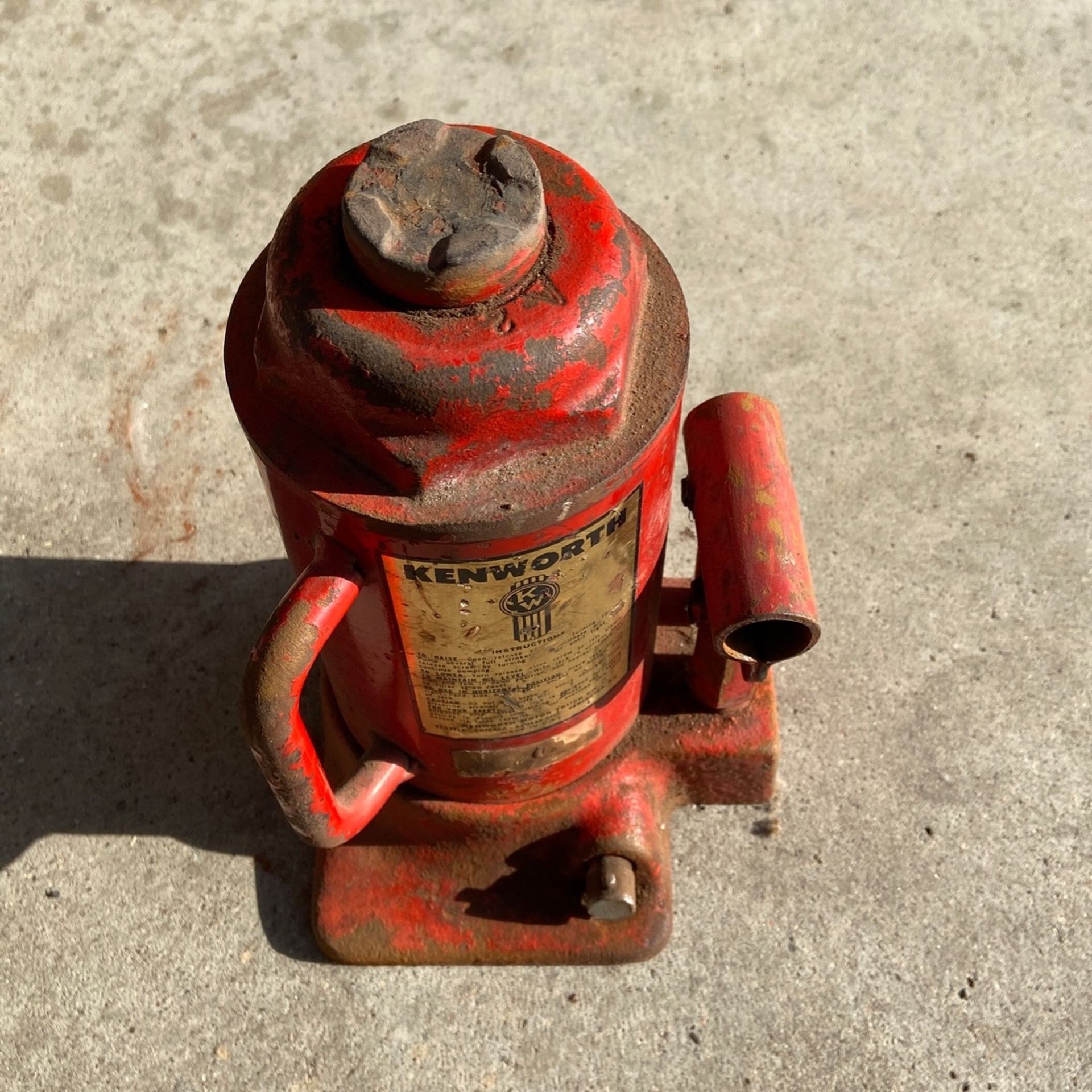 Kenworth 12 Ton Bottle Jack Made In USA for Sale in Long Beach, CA