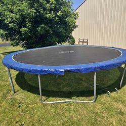 Zupapa Trampoline 