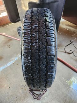 Tire for pick up truck