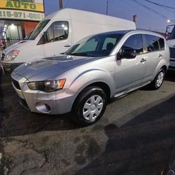 2010 Mitsubishi 