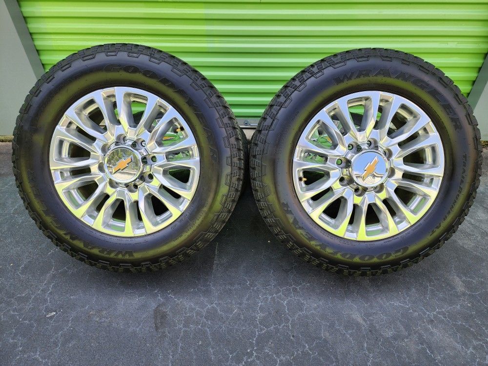 Chevy 2500HD High Country Wheels