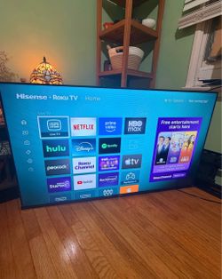 44 inch Hisense Roku TV and mount