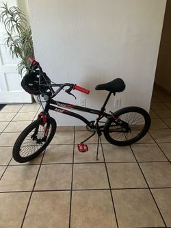 New Kent 20” BMX Bike – Custom Seat + Helmet Included