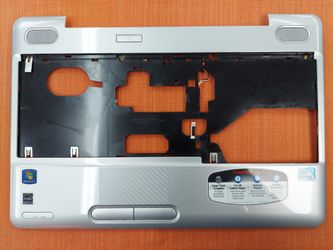 Toshiba Palmrest L505!!! EXCELLENT CONDITION