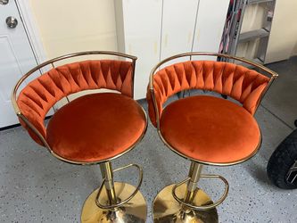 BAR STOOL