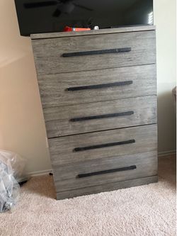 Dresser