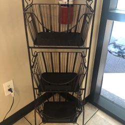 Food Basket Tower