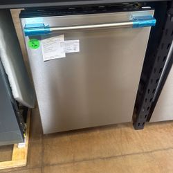 Frigidaire Professional 24” dishwasher 