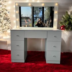 47inch Vanity Table with Mirror Hollywood Light 7 Drawers Makeup Vanity White Color
