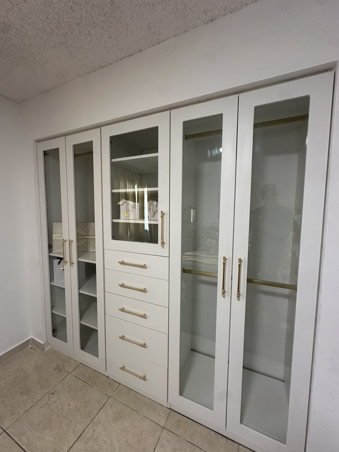 Custom Closets
