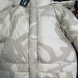 North Face 1994 Jacket X Kaws Collab Size large 