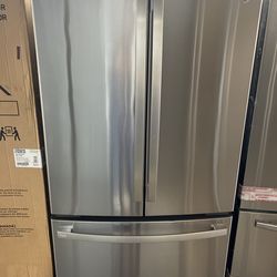 NEW OPEN BOX GE COUNTER DEPTH FRENCH STYLE REFRIGERATOR