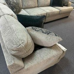 3pc Sectional, Furniture Couch Livingroom Sofa