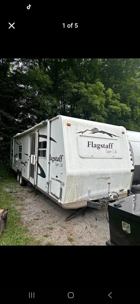 Camper