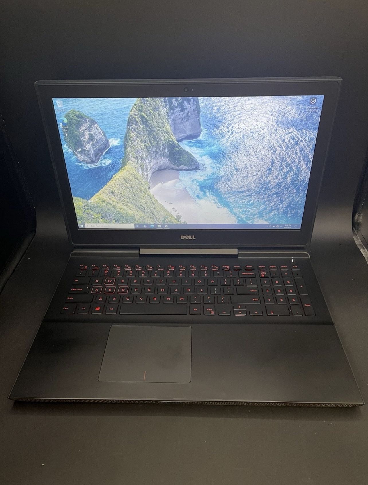 Dell Inspiron P65F Gaming Laptop 8 Gb Ram 1TB i5-7300HQ GeForce GTX 1050 *3824