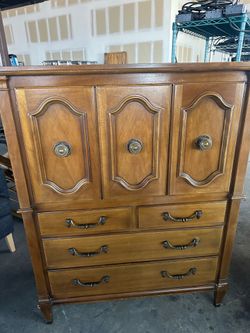 Vintage Century Furniture Bedroom Set