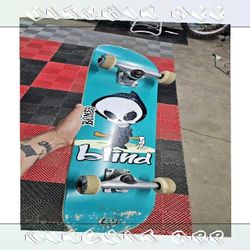 campaign program Brand Fresh Skateboard Perfect for Thrill Lovers and Casual Cruisers