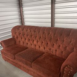 Vintage Red Tufted Couch – Clean, Comfy, & Delivery Available