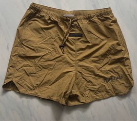 Fear of God essentials Amber shorts size Large