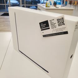 MacBook Air 13" (M4 Chip) - Brand New