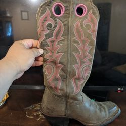 Women's Boots Size 8