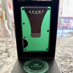 AVANT METAL WALLET 