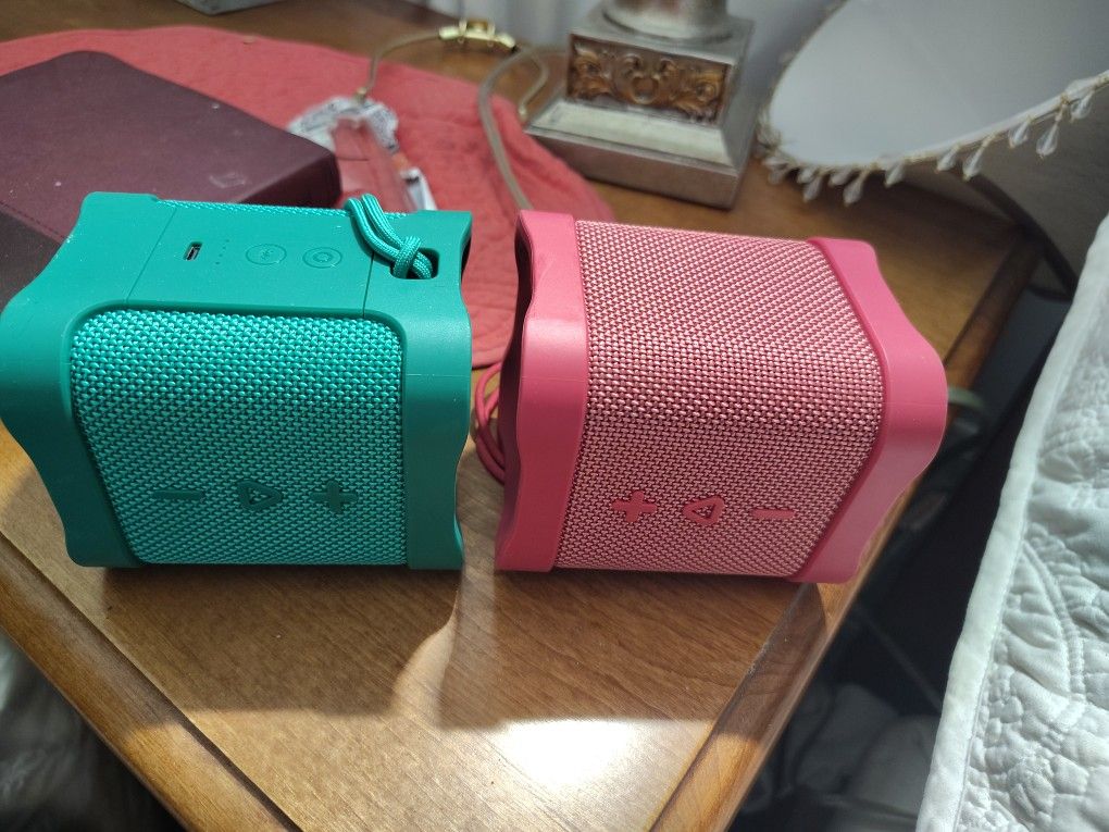 Pair Of Skullcandy Bluetooth Speakers