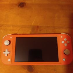 Coral Nintendo Switch Lite 