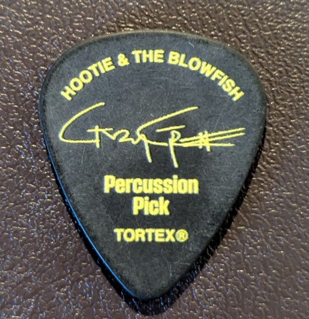 Hootie and the Blowfish percussion pick