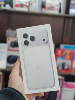 iPhone 17 Pro 6.3" (Unlocked) 512GB Silver New