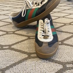 black, and brown gucci shoes in good condition for Sale in Bonita, CA -  OfferUp