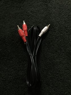 Tv/projector cable connections