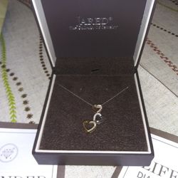 3 HEART NECKLACE FROM JAREDS!!