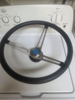 Brand new GT steering whell perfect