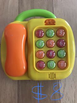 Toy : phone and Board $8