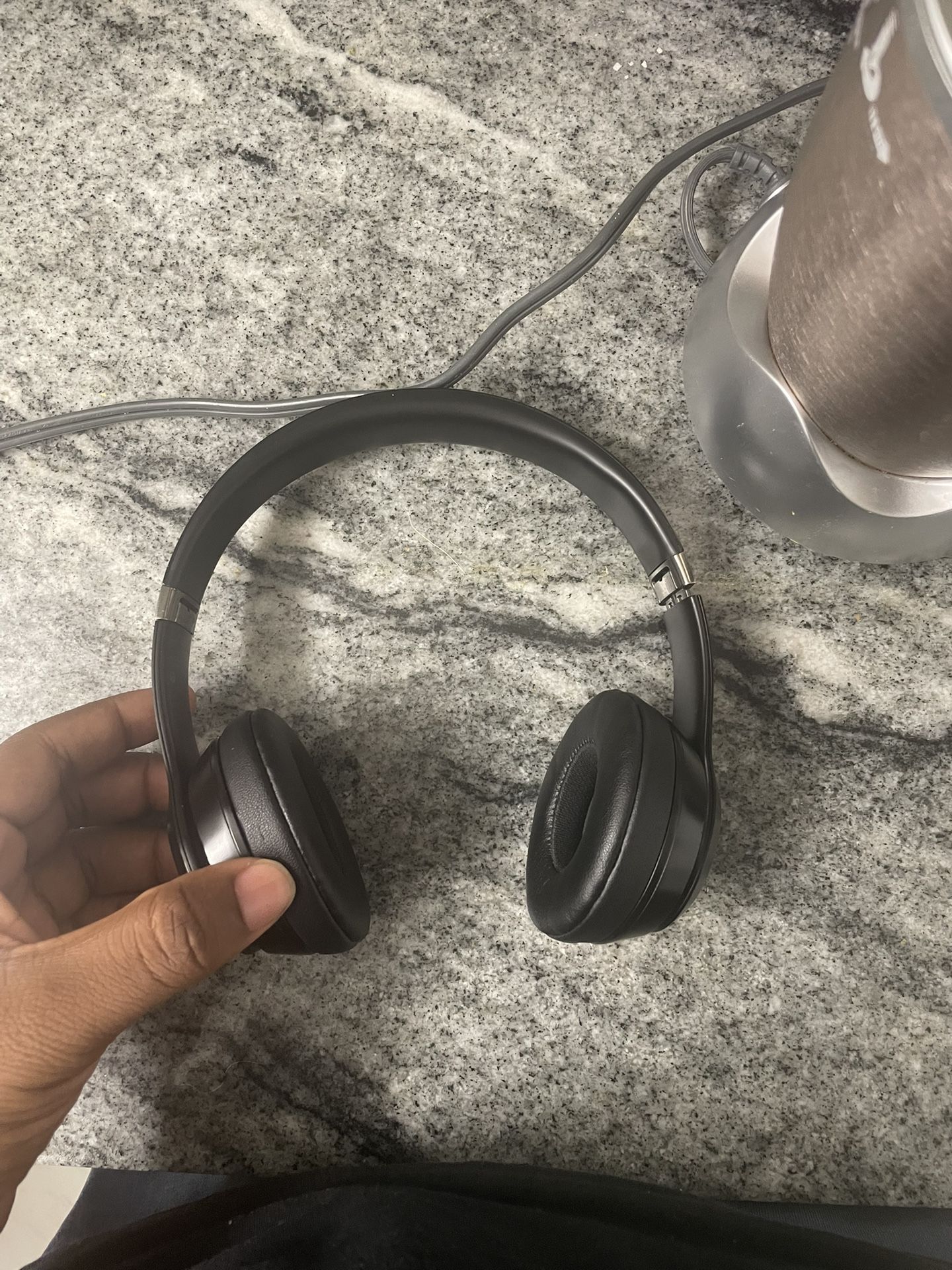 Looking To Trade For AirPod Maxes 