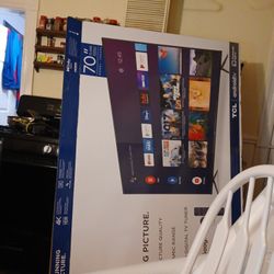Bran New Never Useem. Tcl 70 Inch