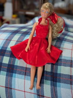 Vintage 1980s Hasbro Maxie Doll