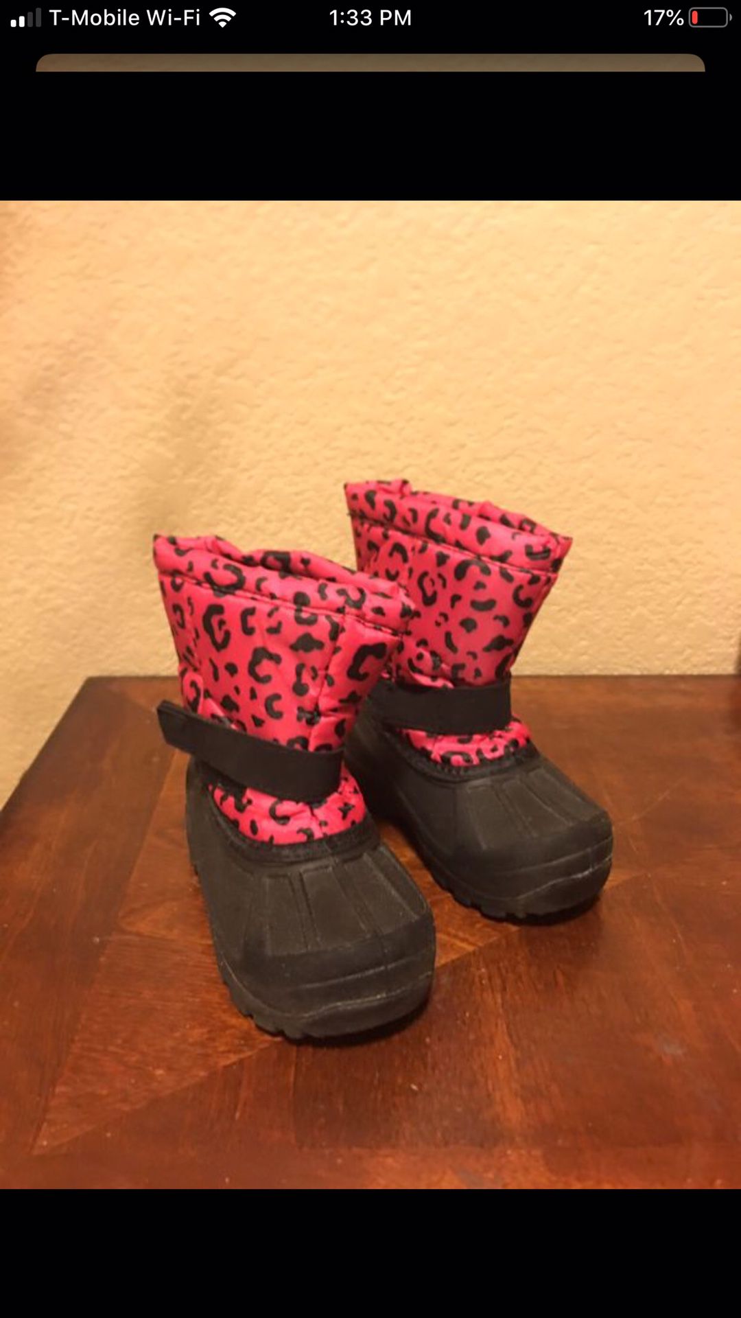 Girls snow boots size 7c