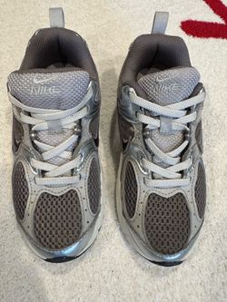 Kids Nike V5 RNR