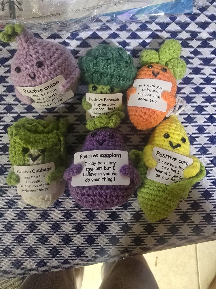 6 Pcs Funny Positive Crochet Doll, Emotional Support Crochet Toy with Positive Card, Cute Decor Emotional Support Plush Crochet Gift, Fun Stress Relie