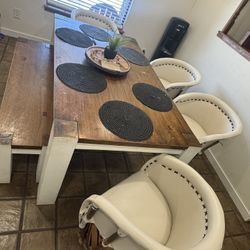 Table & Chairs