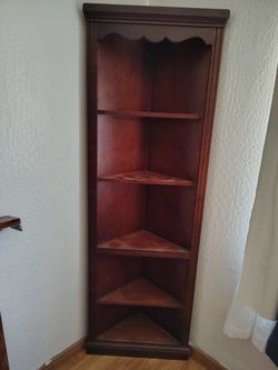 Cherry Wood Corner Shelf (Tall)