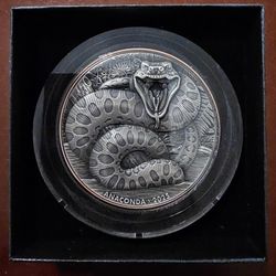 2025 10 Vatu Double Silver Giant "Predators - Anaconda"