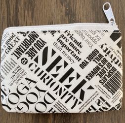 Lululemon “gift card HOLDER” coin pouch Rare Manifesto Black White Red