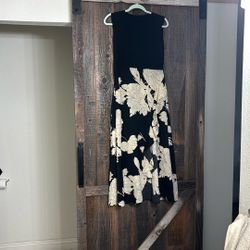 FLORAL DRESS MEDIUM