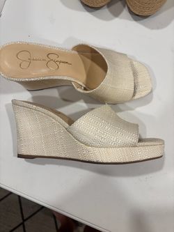 Jessica Simpson size 7 women’s wedge