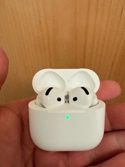 AirPod 4
