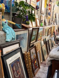 Big Sale Today 805 Washington Del Giorgio’s store Hillcrest we have parking in the alleyway next to the shop or there should be some in the front 11 A